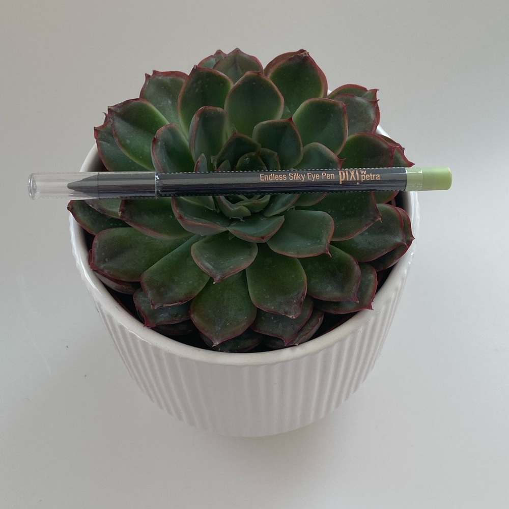 Pixi by Petra Black Eye Liner